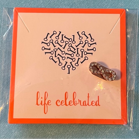 Keep Collective - Picture 1 of 1